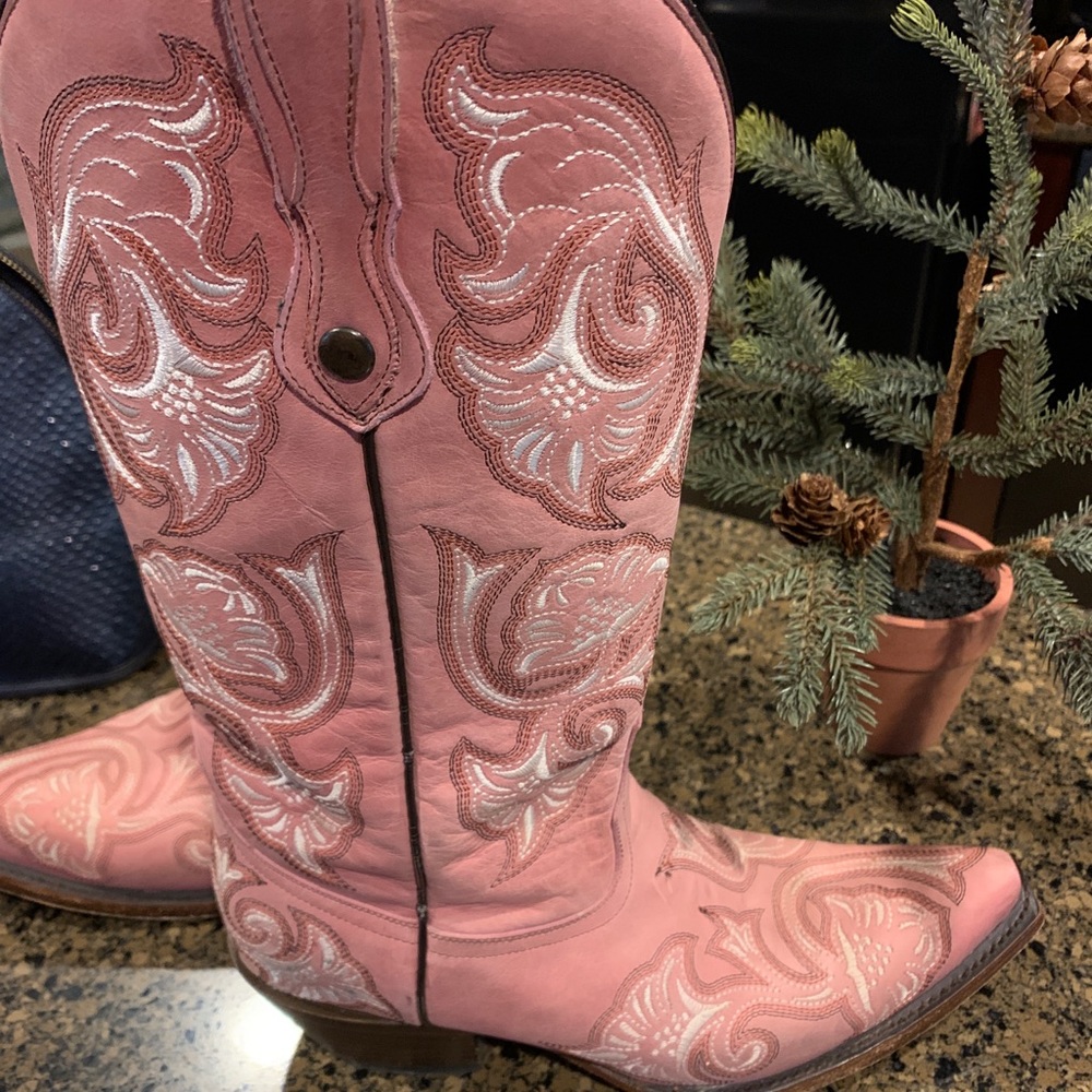 Cowboy Boots Corral brand leather